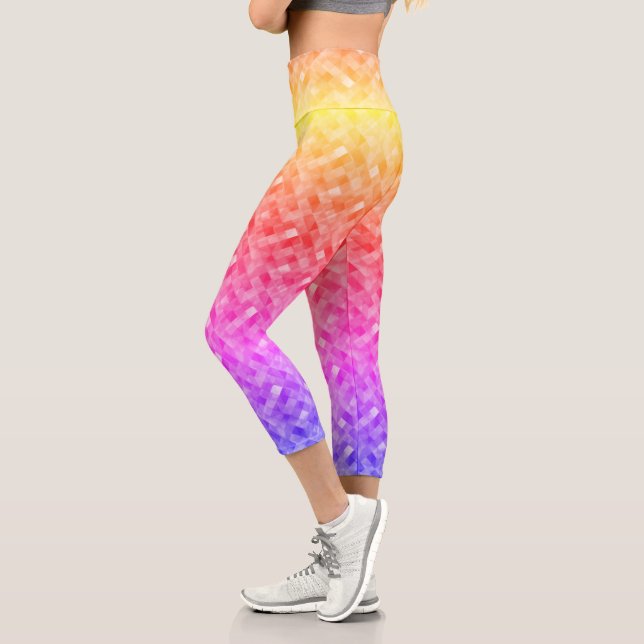Leggings Capri Patrón geométrico de joyas irlandesas Rainbow (Izquierda)
