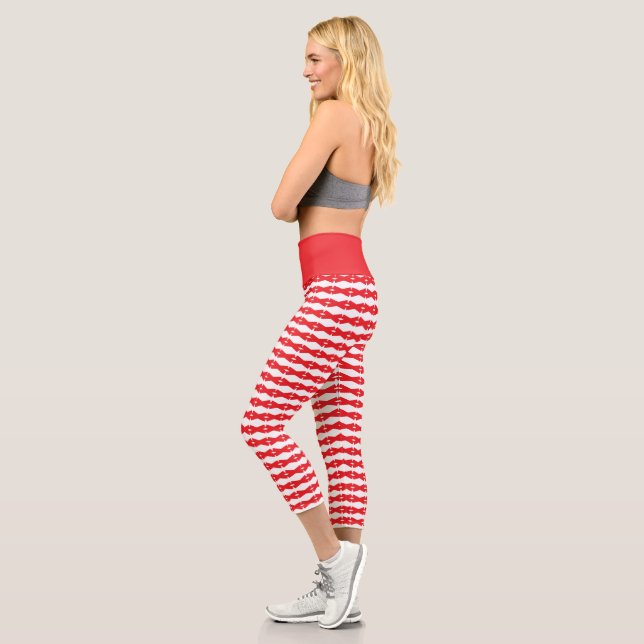 Leggings Capri Patrón geométrico rojo y blanco Piernas capri (Izquierda)