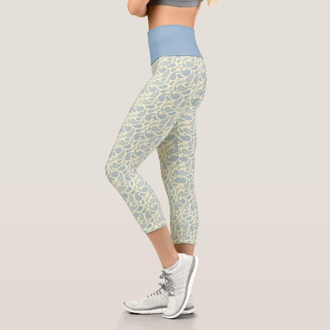 Leggings Capri Patrón Paisley Crema-Azul Capris de alta destreza (Izquierda)