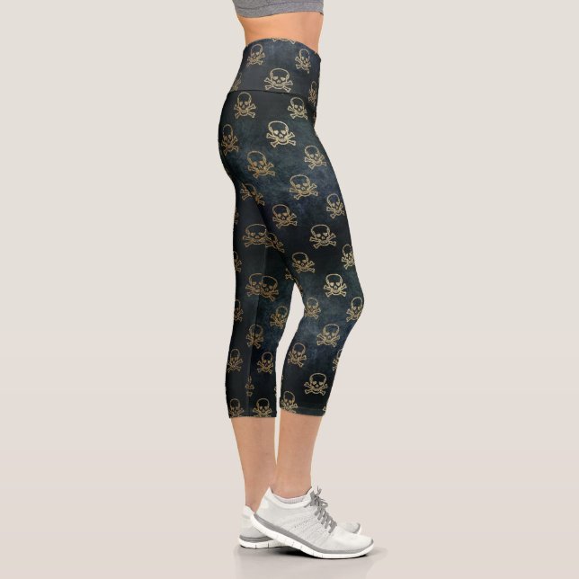 Leggings Capri Patrón Skull y Crossbone negro y dorado (Derecha)