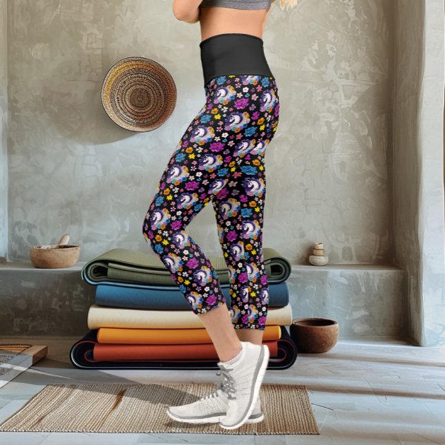 Leggings Capri Pegasus Negro Floral (Subido por el creador)