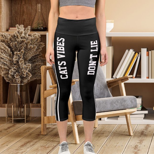 Leggings Capri Personaliza el nombre Personalizado Gato Blanco Ne (Subido por el creador)