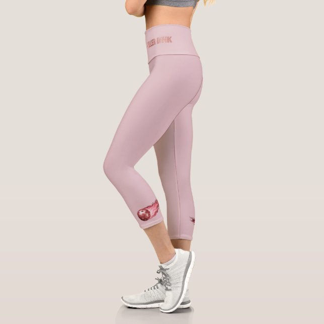 Leggings Capri Pink Killer Dink | Graphic Pickleball Activewear (Izquierda)