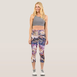 Leggings Capri Pintura acuarela de una flor de azeea morada