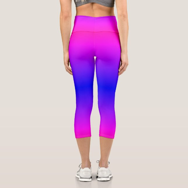 Leggings Capri Púrpura rosa Azul Neón Gradiente Piernas de sonido (Reverso )