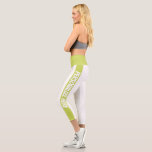 Leggings Capri Rayado verde personalizado<br><div class="desc">Añade tu propio texto a estas leggings de caracol verde y blanco fácil de personalizar de Ricaso</div>