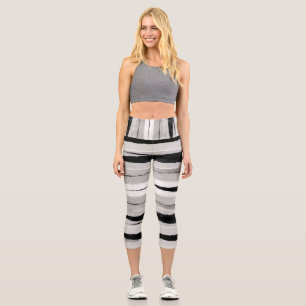 Leggings Capri rayas pintadas con motivos grises y negros diverti