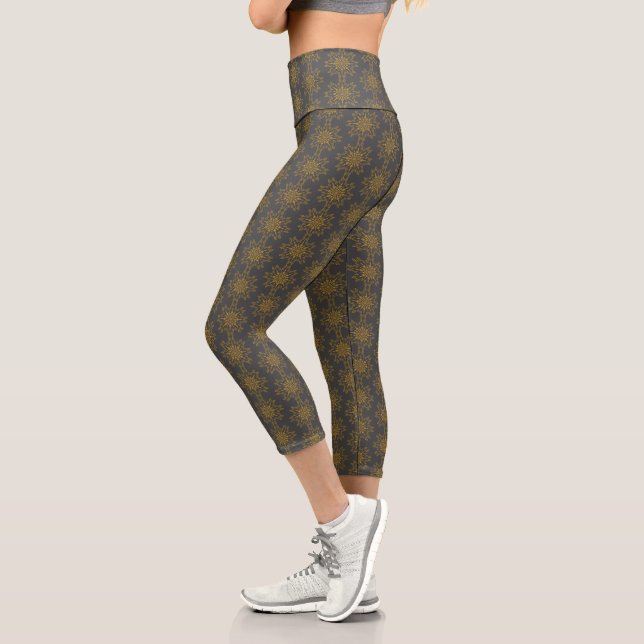 Leggings Capri Retro Mandala Dusk High Waisted Capris (Izquierda)