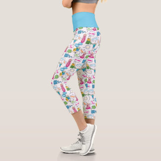 Leggings Capri Tiempo de aventura | Patrón de llamadas de caracte