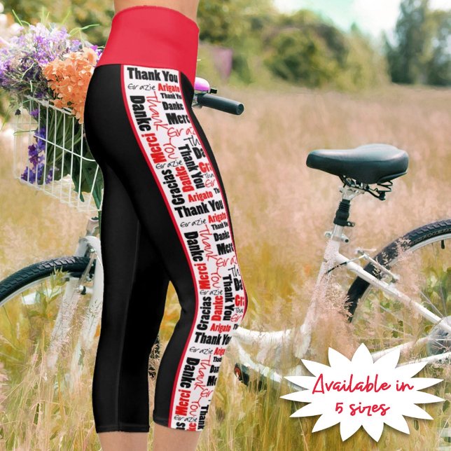 Leggings Capri Tipografía: franjas verticales (A red and black thank you word cloud over white dominates the sides of these capri style leggings.)