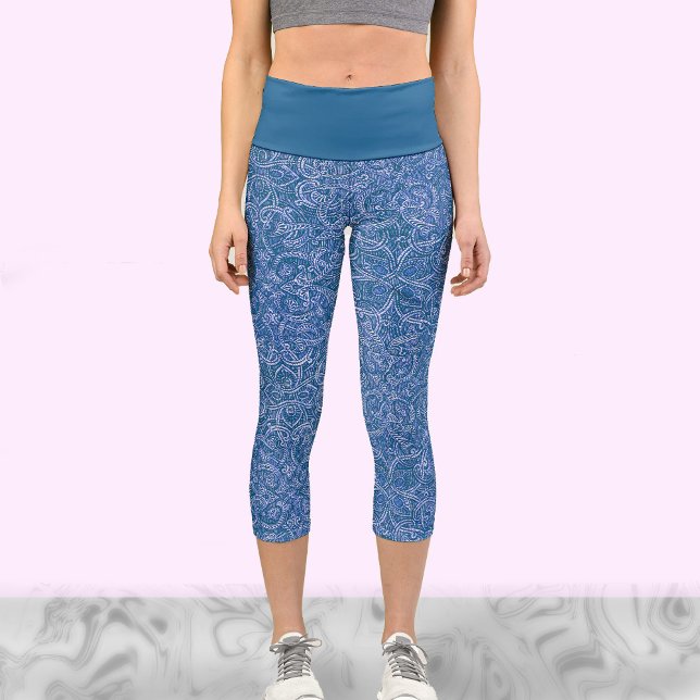 Leggings Capri Un curso de yoga azul y blanco (Subido por el creador)