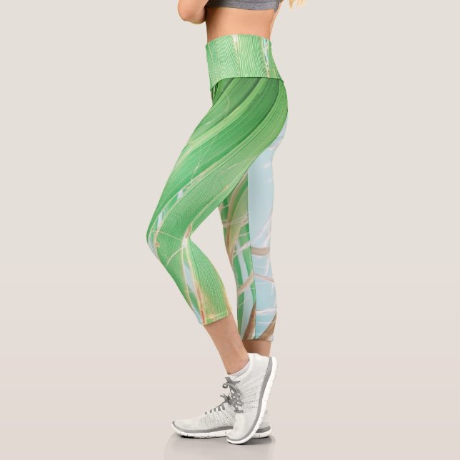 Leggings Capri Verano Vibes Palm Tree deja verde pálido (Izquierda)