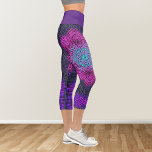 Leggings Capri Weave Mandala Púrpura rosa y Azul<br><div class="desc">Esta manala funky tiene un estilo rosado y azul en un estilo de tejado de cestas. Imágenes psicodélicas para el hippie moderno o para cualquiera que ame los colores vivos.</div>