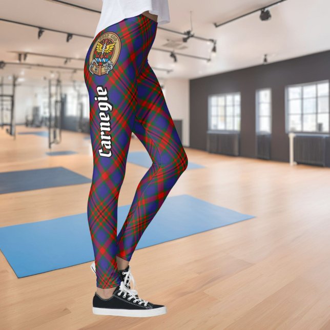 Leggings Clan Carnegie Escudo sobre Tartán (Subido por el creador)