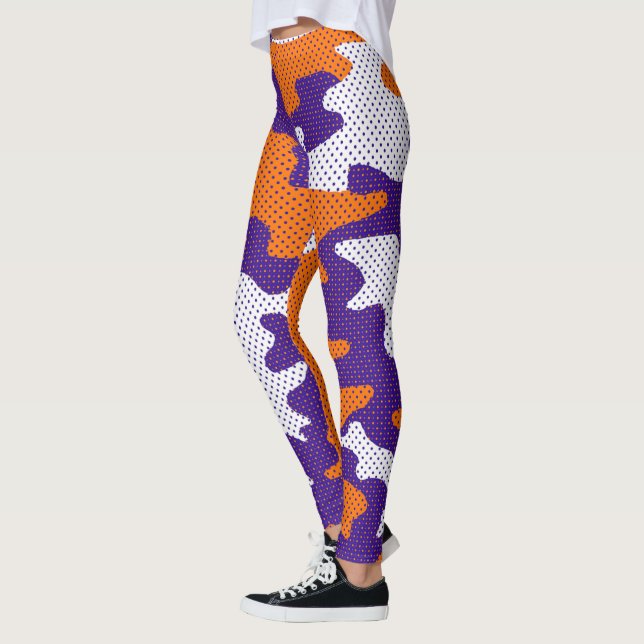 Leggings Clemson-Inspired Orange & Purple Tiger Camo (Izquierda)