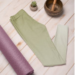 Leggings Color de tendencia de color verde oliva - Piernas<br><div class="desc">Las elegantes leggings oscuras de color verde oliva de nuestra colección de colores de tendencia otoño e invierno 2023/24 ofrecen un encanto intemporal. Estas leggings oscuras de color verde sabio presentan un gradiente que pasa de un matiz más profundo y más intenso de la cintura a un tono pastel más...</div>