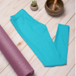 Leggings Color de tendencia de otoño Vivid Cyan Solid<br><div class="desc">Presentamos nuestras elegantes y vívidas leggings de cian, parte de nuestra colección de colores de tendencia otoño e invierno 2023/24. Estas leggings son más que sólo de moda; encarnan un atractivo atemporal y clásico, asegurando que tu moda permanezca fresca durante años. Estas leggings vibrantes son la manera perfecta de infundir...</div>