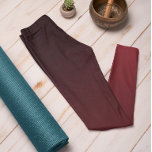 Leggings Color de tendencia otoñal Crimson Piernas Ombre Ro<br><div class="desc">Las elegantes leggings oscuras del rojo Crimson de nuestra colección de colores de tendencia otoño e invierno 2023/24 ofrecen un encanto intemporal. Estas piernas rojas de Ombre Crimson presentan un gradiente, que se desvanece de la oscuridad en la parte superior a un color más claro y luminoso en las piernas....</div>