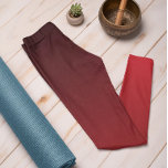 Leggings Color de tendencia otoñal Leyendas de color rojo v<br><div class="desc">Elegante color rojo vivo sutiles leggings oscuras de nuestra colección de colores de tendencia otoño e invierno 2023/24 ofrecen un encanto intemporal. Estas Leggings rojas, brillantes y audaces, presentan un gradiente que se desvanece de la oscuridad en la parte superior a un color más claro y luminoso en las piernas....</div>