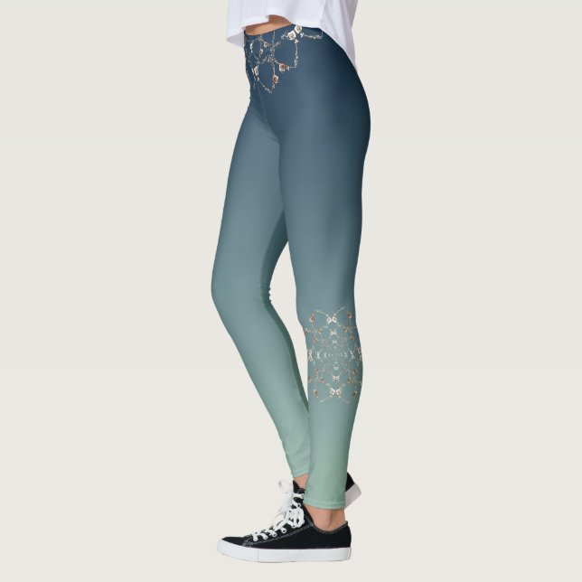Leggings Corazones de Rosa ordenados sobre las piernas degr (Izquierda)