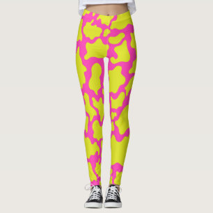 Leggings de camuflaje rosa con formas amarillas
