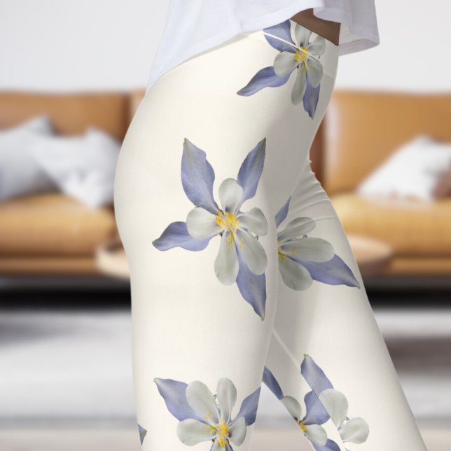 Leggings Delicado Patrón de Petales Florales Blancos (Pale Petals on Floral White )