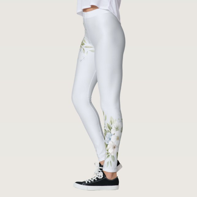 Leggings Flores Azules Celestes Pálidas (Izquierda)