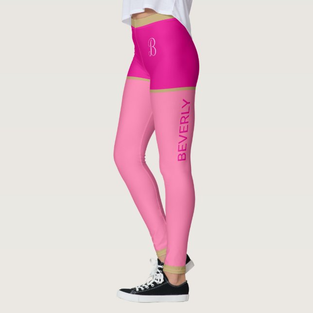 Leggings Fuchsia Monogrammed Shorts rosados Borde de oro (Izquierda)