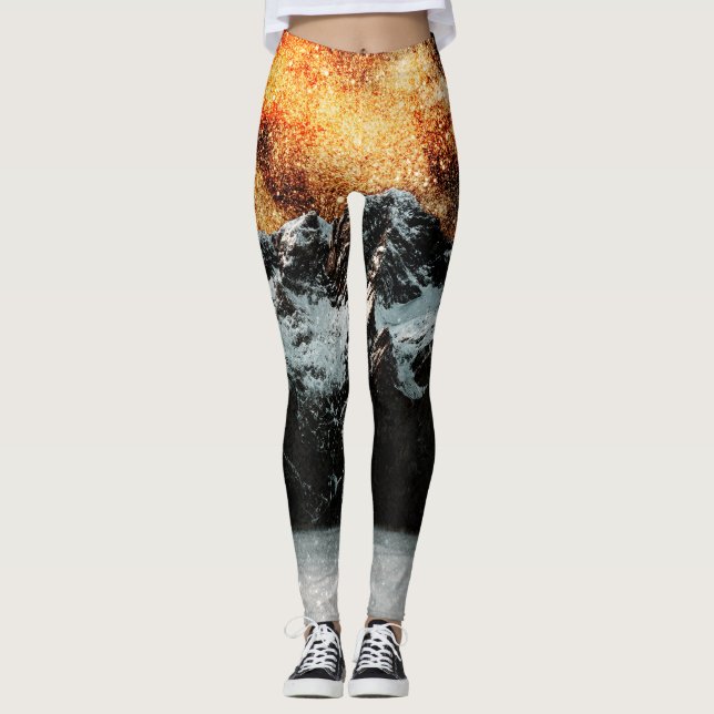 Leggings Galaxia ardiente sobre montañas majestuosas (Anverso)