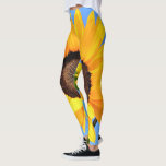 Leggings Girasol amarillo contra el sol en las piernas del<br><div class="desc">Leyendas con girasol amarillo contra el sol en el cielo azul - Día de verano - Foto Naturaleza de las flores - También puede personalizar - Elegir / Añadir su foto única - Imagen / Texto - Nombre / Color / Fuente / Tamaño / más - Hacer su regalo especial...</div>