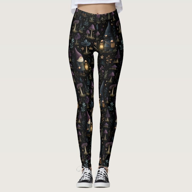 Leggings Gnome de fantasía oscura y patrón de hongos (Anverso)