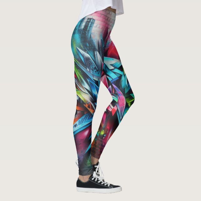 Leggings Graffiti auf Ziegelwand mit Skyline Streetart (Derecha)
