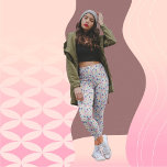 Leggings Hermosas flores y sobres Patrón de piernas<br><div class="desc">Presentamos nuestras impresionantes leggings florales, perfectas para añadir un toque de elegancia a cualquier conjunto. Estas leggings, hechas con materiales de alta calidad y de gran extensión, ofrecen un confort y un ajuste halagador. El bonito diseño floral es llamativo y femenino, por lo que son perfectos para ocasiones casuales y...</div>