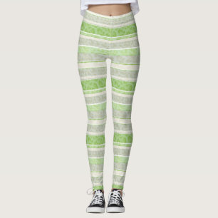 Leggings Impresión de leopardo sobre fondo a rayas.