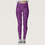 Leggings Impresión divertida negrita morado y rosa de leopa<br><div class="desc">Estas leggings tienen un diseño fresco de estampado de leopardo en color púrpura y rosa o fucsia. ¡Ideal para ir al gimnasio o cuando quieras una apariencia atractiva y atractiva! Estas divertidas leggings de huellas de animales seguramente harán que se salpicen en cualquier lugar en el que las lleves.</div>