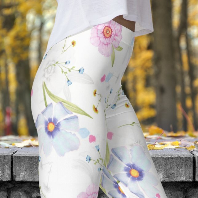 Leggings Impresión floral de la primavera blanca brillante (Spring Blooms on White)