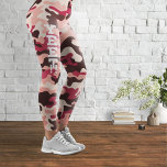 Leggings Leggencias de camuflaje rosa y magenta<br><div class="desc">Un elegante,  inusual,  texturado patrón de camuflaje con cian y magenta como colores dominantes. Diseño del logotipo de Piotr Kowalczyk © Publicado por primera vez: 05.01.2023.</div>