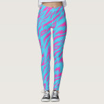 Leggings Leggencias rosadas flamantes con fondo azul claro<br><div class="desc">¿Te encanta expresarte con colores vivos y audaces? 🌈 De ser así, te enamorarás de estas floridas leggings rosas con un fondo azul claro de Lady's Luxuries Co. 💕 Estas leggings tienen un vibrante patrón de formas rosadas que se asemejan a pinceladas o llamas de pincel, dándoles un aire feroz...</div>