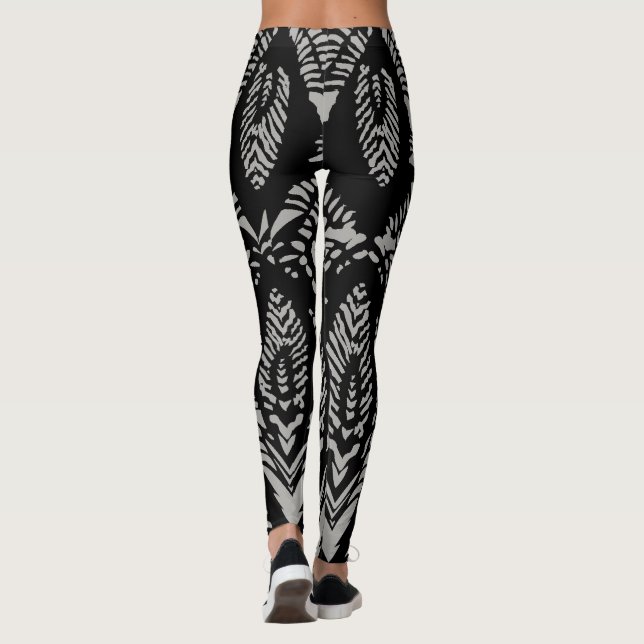 Leggings Leyendas de patrón tribal negro y gris (Reverso)