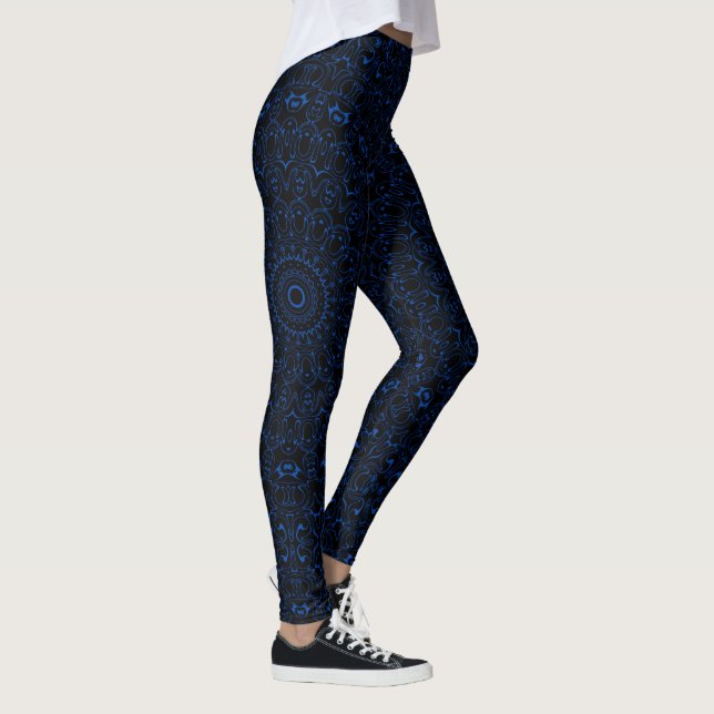 Leggings Mandala azul cobalto con simetría intrincada (Derecha)
