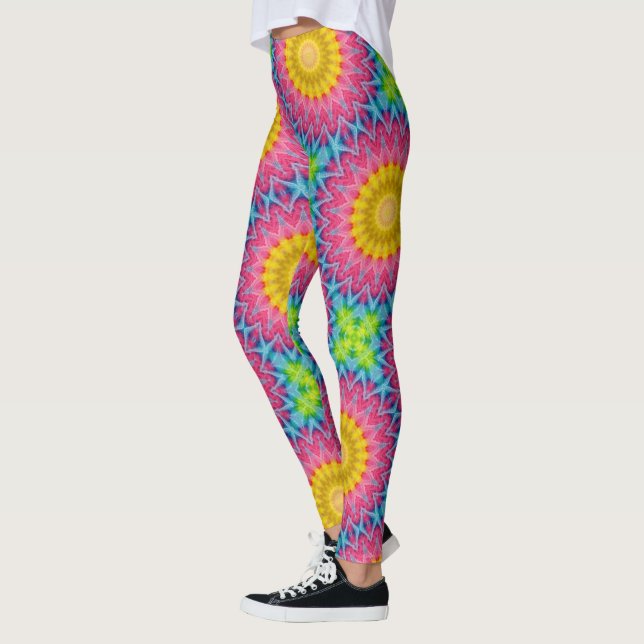 Leggings Mandalá Tie-Dye de Arcoíris con Simetría Vibrante (Izquierda)
