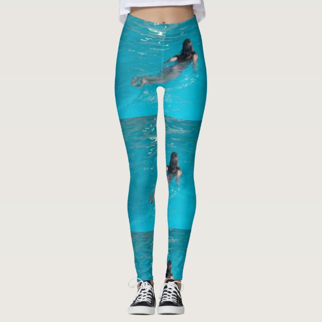 Leggings Modelo femenino de natación Thunder_Cove (Anverso)