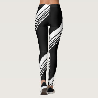 Leggings Modelo moderno blanco negro elegante diy