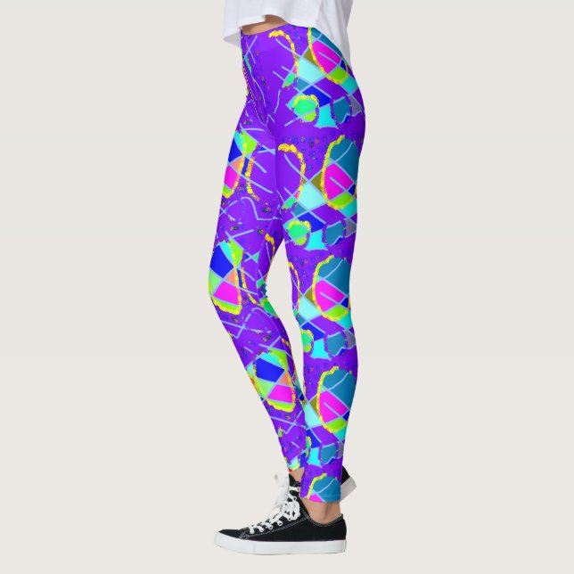 Leggings múltiples patrones en las leggantas moradas azules (Izquierda)