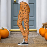 Leggings Murciélago naranja y Black Halloween<br><div class="desc">Patrón de murciélago negro; Personalizar para cambiar el naranja a cualquier color.</div>