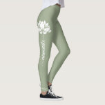 Leggings Namaste Lotus Flower Nombre personalizado moderno<br><div class="desc">Namaste Lotus Flower Modern Personalized Name Sports Fitness Yoga Leggings incluye una flor de loto con el texto "namaste" en escritura moderna de caligrafía con letras a mano y personalizada con tu nombre. Perfecto regalo para amigos y familia por cumpleaños, Navidades, Día de la Madre, mejores amigos, amantes del yoga,...</div>