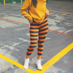 Leggings Naranja de disfraces de Halloween y patrón de fran<br><div class="desc">Crea un divertido disfraz de Halloween con un conjunto básico de leggings en franjas horizontales naranjas y negras. Este patrón fresco es genial para estampar debajo de camisetas, sudaderas, camisetas sobredimensionadas, faldas, vestidos y más y son muy cómodos. ¡Úsenlos a fiestas de disfraces de Halloween, trabajo, escuela, truco o trato...</div>