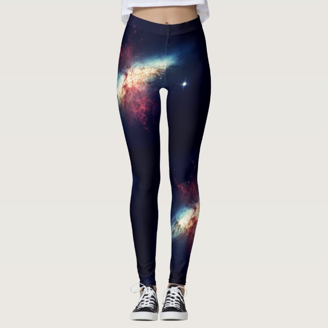 Leggings Nebulosa azul medianoche gimnasio con uso activo (Anverso)