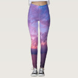 Leggings Nubes púrpura Fotografía de la costa de California<br><div class="desc">¡Estar junto al océano donde quiera que vayas! Haga un trabajo, haga recados o simplemente pase el rato en estas impresionantes leggings fotográficas de una brillante puesta de sol rosa, morado y azul sobre el Océano Pacífico. Tan único que nunca tendrás que preocuparte por las copias! Añada una sólida tapa...</div>