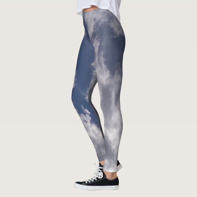 Leggings nubes tormentosas que se forman en leggantas única (Izquierda)